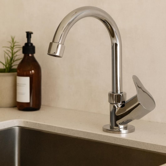 Torneira de Mesa p/Lavatório Bica Alta Easy Cromado Romar - Imagem principal - a8719dc2-0889-4ced-90f8-8b45087dacaf