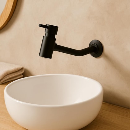 Torneira de Parede Longa p/Lavatório Bello Black Preto Fosco Romar