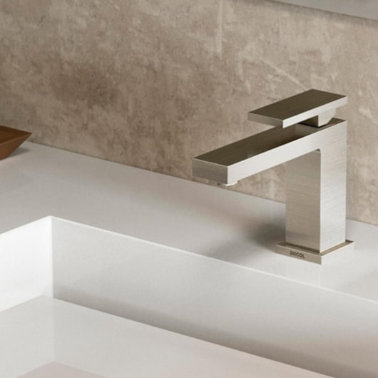 Torneira Para Lavatório De Mesa New Edge Bica Baixa Cobre Escovado Docol - Imagem principal - 2efa65a8-1db8-450d-9b70-2fc0100e5c07