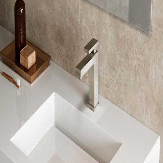 Torneira Para Lavatório De Mesa New Edge Bica Baixa Grafite Escovado Docol - Imagem principal - becd94dd-e977-43d3-be62-5b32bb181123