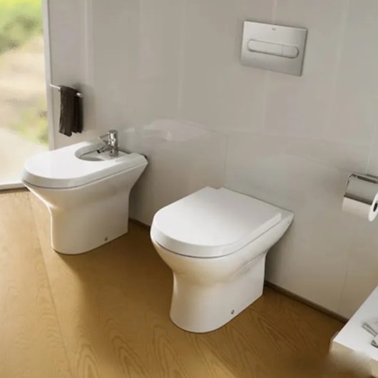 Vaso Sanitário Convencional Nexo Branco Roca - Imagem principal - 19ba6c48-6cff-417e-bfe8-e8bca38decaa